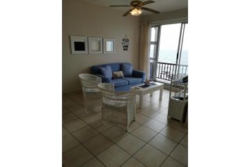21 Camarque Apartment, Umdloti - 4