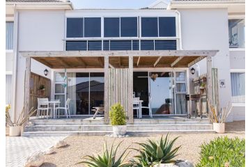 21 ON BAKOOND Apartment, Yzerfontein - 2