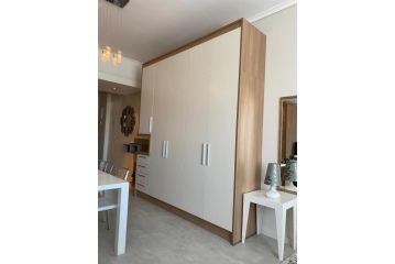 212 Crystal Towers Residence - Superior Studio Apartment, Cape Town - 5