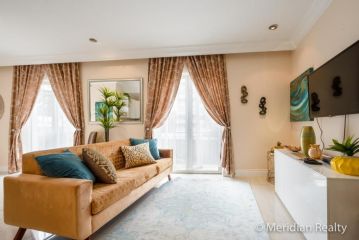 Luxury Apartment, Near V&A Waterfront Apartment, Cape Town - 5