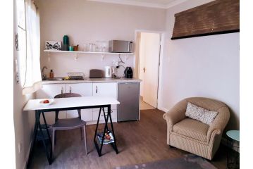 Ivy Cottage - Loadshedding free Apartment, Johannesburg - 1