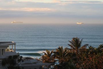 24 Sea Lodge - Sea Viewing Apartment, Durban - 2