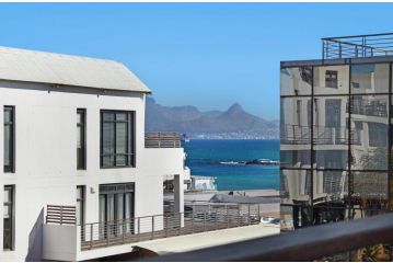 245 Eden on the Bay Apartment, Cape Town - 2