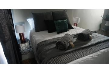 25 on Pretorius Apartment, Potchefstroom - 4