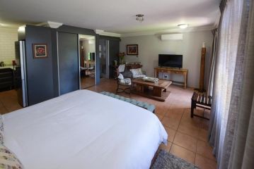 250onIndus Apartment, Pretoria - 5