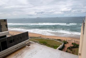 26 Bronze Beach Apartment, Durban - 1