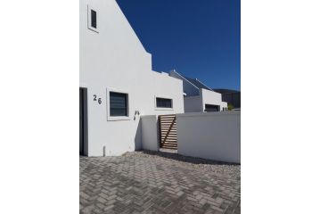 26 Sandy Cove Guest house, Hermanus - 2