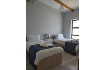 26 Sandy Cove Guest house, Hermanus - 3