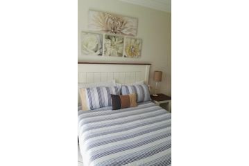27 & 28 Neptune Terrace Apartment, Jeffreys Bay - 3