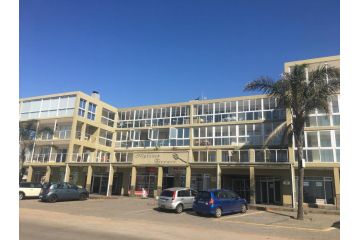 27 & 28 Neptune Terrace Apartment, Jeffreys Bay - 5