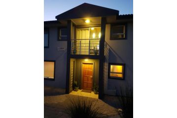 27 Hilltops Guest house, Knysna - 3