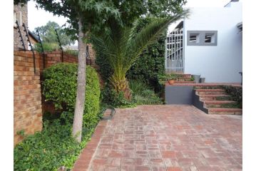 273 Rhino retreat Guest house, Centurion - 3