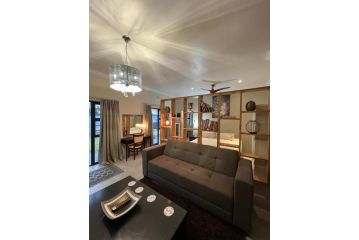 28 on Symonds Lux studio1 Apartment, George - 2