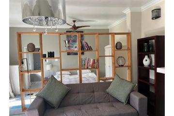 28 on Symonds Lux studio1 Apartment, George - 1
