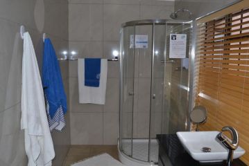 2 Op Terblanche Guesthouse Bed and breakfast, Boksburg - 1