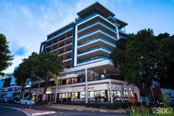 2SIX2, FLORIDA ROAD Apartment, Durban - 2