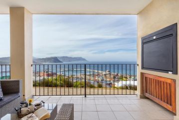 3 Bedroom Townhouse in Simons Town with panoramic sea views Apartment, Cape Town - 2