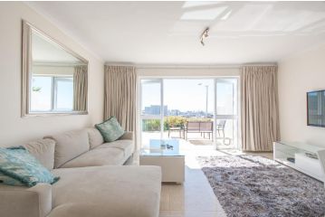 3 Canterbury Square Apartment, Cape Town - 2