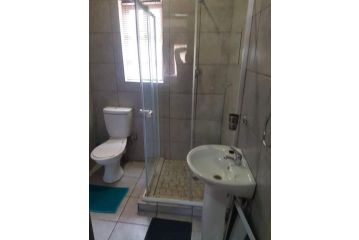 @ 3 Carl Street Apartment, Klerksdorp - 4