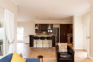 Trafford Cottage on Kingswood Golf Estate Guest house, George - 3