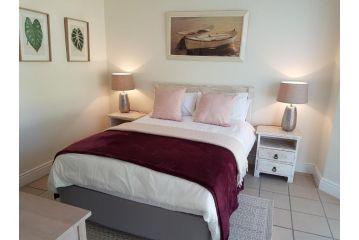 The Paper Fig House river club 30 Apartment, Plettenberg Bay - 2