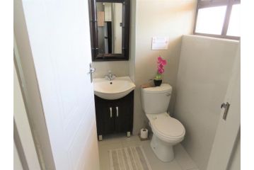 302 Riviera Apartment, Sea Park - 4