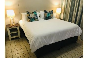 Durban Point Waterfront, 505 Quayside 40 Canalquay Rd Apartment, Durban - 1