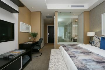 304 Sandton Skye ApartHotel, Johannesburg - 3