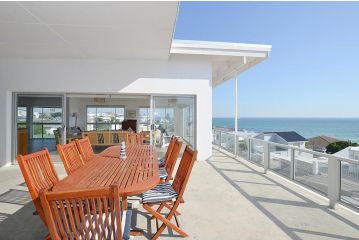 13 on Main Guest house, Yzerfontein - 2