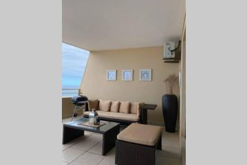 32 Lazy Lizard - Beautiful Sea Viewing Apartment, Umdloti - 5