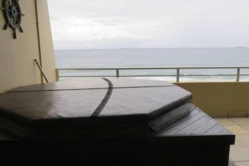 32 Lazy Lizard - Beautiful Sea Viewing Apartment, Umdloti - 3