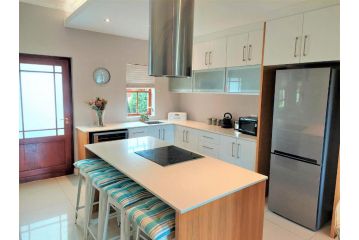 Whale Rock Sea-esta Apartment, Plettenberg Bay - 2