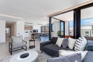 360 Views of Cape Town - Mandela Rhodes Penthouse Apartment, Cape Town - 2