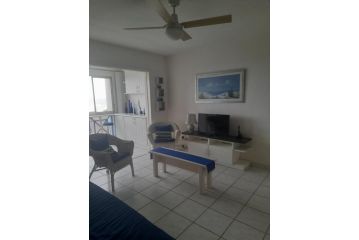 37 Key Largo Apartment, Kingsburgh - 4