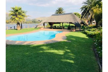 37 On Eagles Guest house, Hartbeespoort - 5