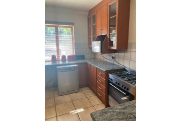 37 On Eagles Guest house, Hartbeespoort - 4