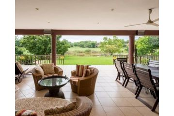 4 Bedroom Holiday Home, Bayhill, Whiteriver Country Estate Villa, White River - 3