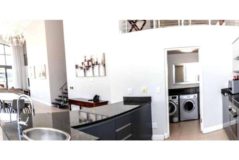 4 Bedroom Penthouse Guest house, Cape Town - imaginea 20