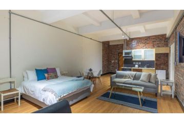 4 Loop Street Apartment, Cape Town - 5