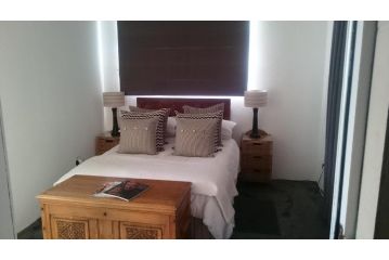 4 On Braemar - Flat B Apartment, Nottingham Road - 2