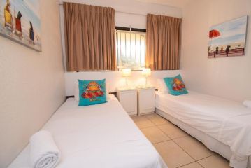 402 Bermudas Apartment, Durban - 3