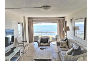 405 Bermudas Apartment, Durban - 3