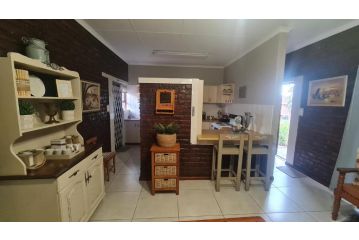 44 on Ribbok Selfcatering House Apartment, George - 5