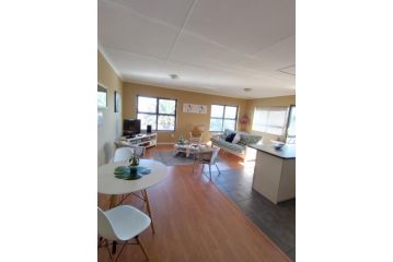 48 On Fairway Apartment, Langebaan - 4