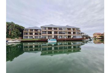 5 on Aruba - Marina Martinique Apartment, Jeffreys Bay - 1