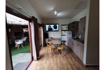 50 Galena Affordable Luxury ApartHotel, Roodepoort - 4