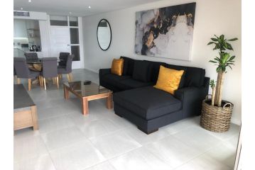 503 Marbella Beachfront Apartment, Durban - 3