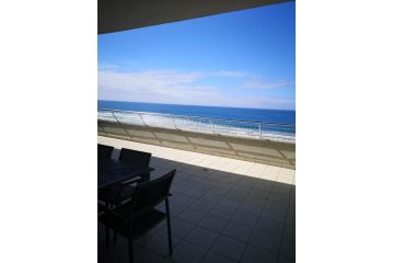 503 Thirty Degrees Apartment, Umdloti - 2