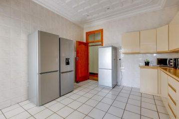 51 on York Unit 16 with PRIVATE Bathroom Apartment, Johannesburg - 4