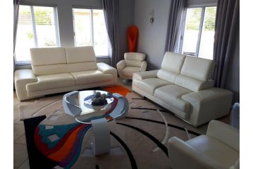 51 Trafford Apartment, George - 3